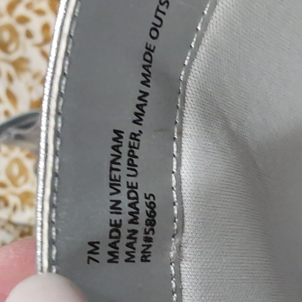 Open Edit Sleek sliver  Ankle Boots - Picture 7 of 7